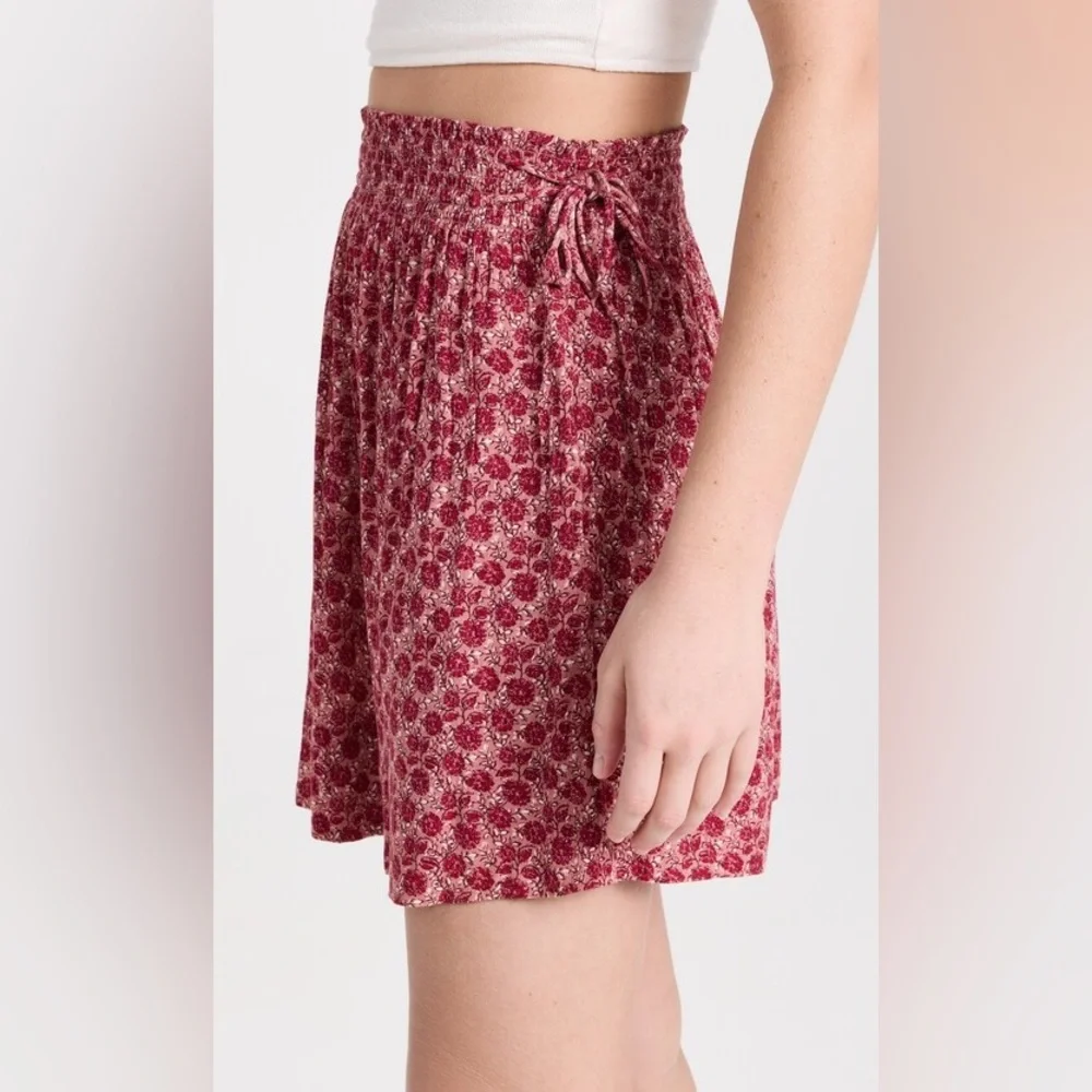 Faherty Emery smocked floral skirt size medium red